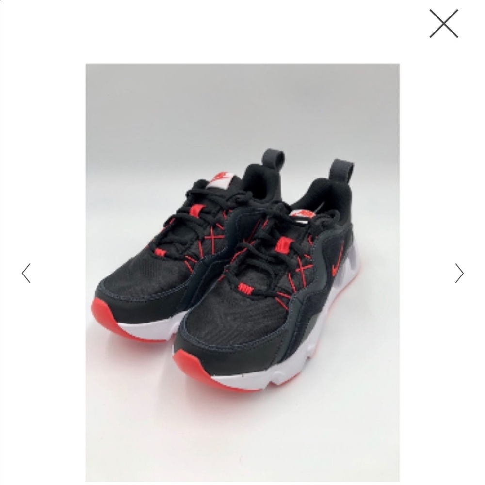 NIB Nike RYZ 365 Black/ Red  SIZE 9 AUTHENTIC